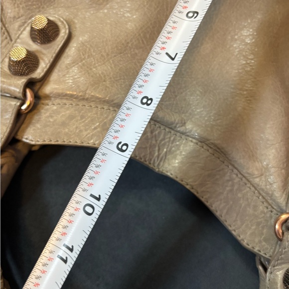 Beautiful Balenciaga taupe leather big 21 rose gold motorcycle purse bag - Picture 14 of 15